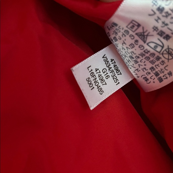 Lands' End Women’s Plaid Puffer Vest - L - Picture 6 of 6